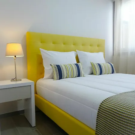 Rs Apartment *